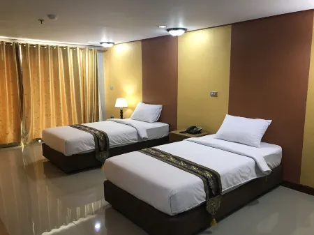 Toh Buk Seng Ayutthaya Hotel