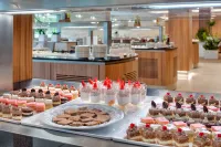 Ensana Esplanade - breakfast