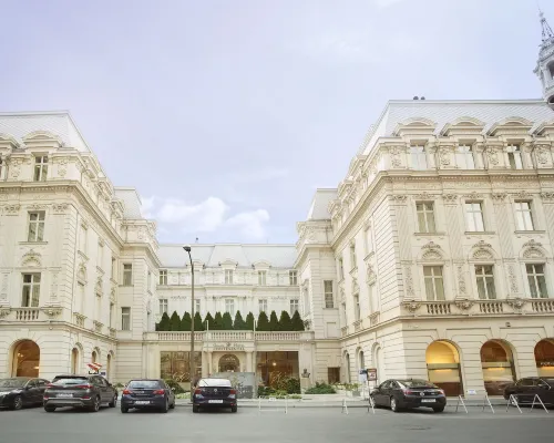 แกรนด์โฮเทลคอนติเนนทัล บูคาเรสต์ โรงแรมใกล้ห้างสรรพสินค้า Bucharest Mall