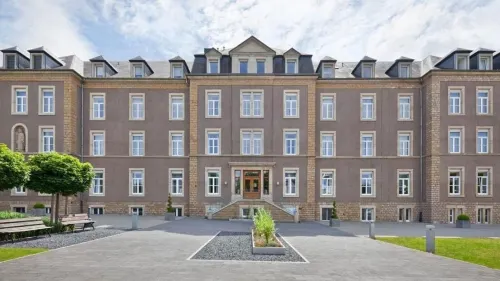 Hotel-Résidence am Klouschter - parking