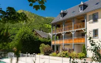 Lagrange Vacances le Clos Saint Hilaire Hotels in Midi-Pyrenees