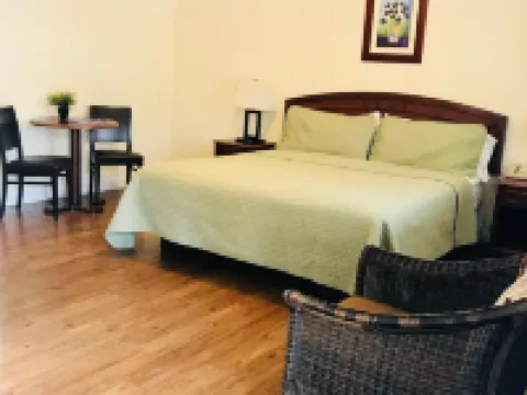 Bella Capri Inn and Suites Hotels in Camarillo