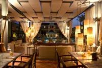 Napa Plaza Hotel - bar