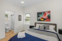 Stylish 4BR Haven Backyard and Fire Pit