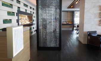 Soul on the Esplanade - HR Surfers Paradise