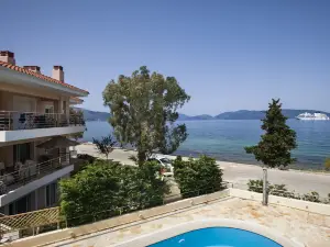 Meliti Waterfront Suites