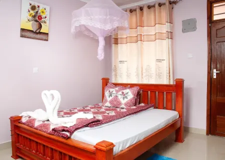 Diamond Rock Resort & Guest House Отели в г. Какамега