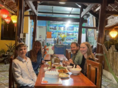 Phong Nha Ecolodge Homestay & Tours - Mountain View Hotels in Son Trach