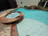 Bizi Near Galleria Mall - Villas