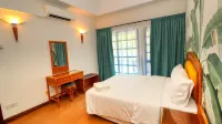 Long Sands Port Dickson Hotels in Si Rusa