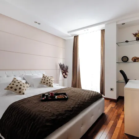 Main Street Studio and Rooms