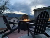 Mountain Views, Modern Comfort: Your Cozy Getaway in Colorado Springs