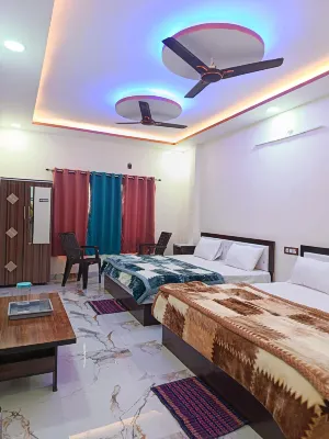 New Residency Palace Hôtels à : Ayodhya