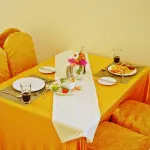 Regency Inn Tudor