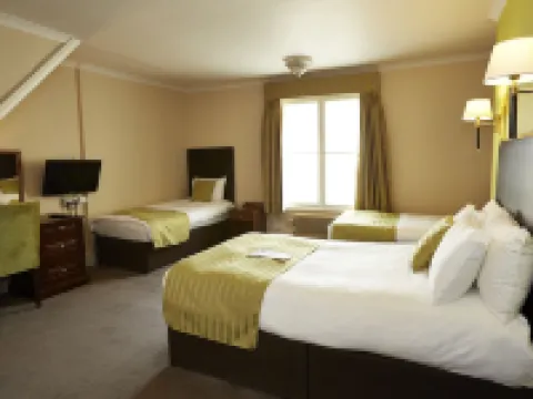 Red Lion Hotel by Greene King Inns Hotels in Fareham