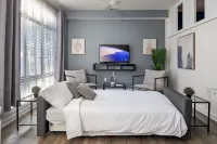 Spacious 2Bd with Private Balcony and Free Parking