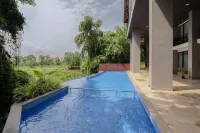 Spacious 3-Br Apartment with Pool in Candolim