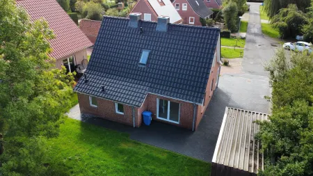 Ferienhaus am Seedeich Отели рядом с достопримечательностью «Osaka»