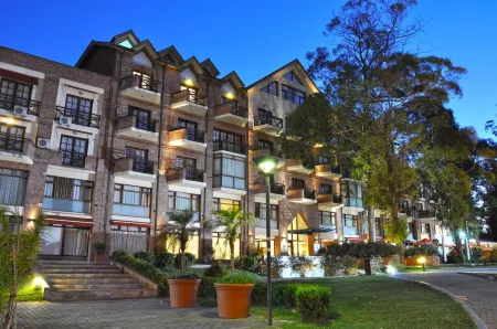 Green Sea Apart Hotel