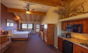 Boulder Mountain Lodge