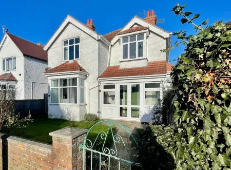 Lilac Villa Skegness Отели рядом с достопримечательностью «Батлинс Фэмили Энтертейнмент Резорт»