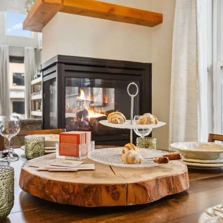 Decked Out Sunset Views, Fire Pit & Fenced Yard