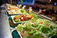 Bird of Paradise Hotel - breakfast