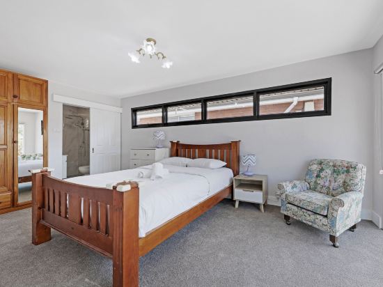 KozyGuru | Blacktown | Peaceful 3B House