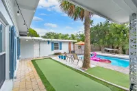 Heated Pool Mini Golf Walk to Beach Beach Gear Hotels in Butler Beach