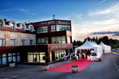 Hotel Marivella Các khách sạn ở Comunidad de Calatayud