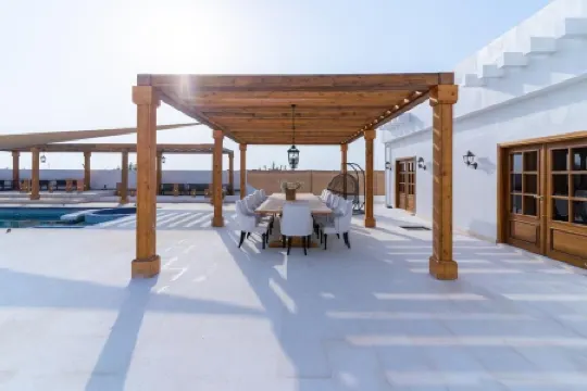 Al Junaidi Farm by Bridge Retreats