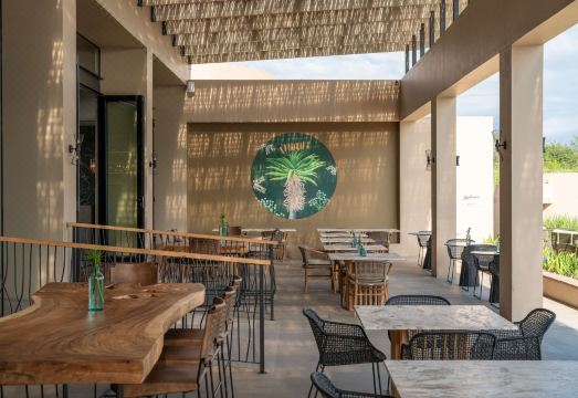 래디슨 사파리 호텔 외관 또는 로비