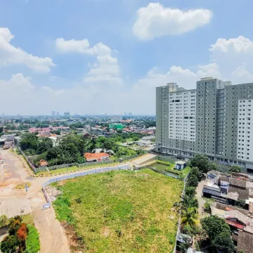 Warm and Simply Studio Room at Urbantown Serpong Apartment