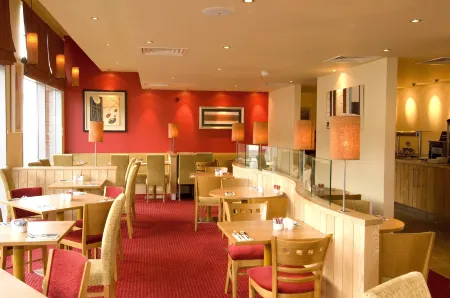 Premier Inn Reading Central Отели в г. Рединг