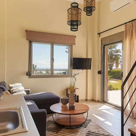 Flamingo View Suites