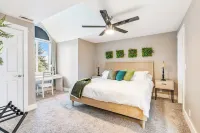 Peaceful Parkside Pad - Game Room Hotels in Troutdale