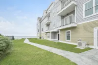 Ocean Front and Stunning Views - Modern Coastal Sanctuary Hotels in Dennis Port