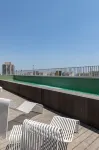 Micampus Barcelona Student Residence - piscina