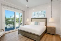 Casablanca: Brand New Luxury 5 Bedroom with private pool.