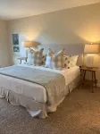 Meadow House 64 in Sunriver w/ Golf Course & Mt View, WiFi, AC, Hot Tub - 3 tähden