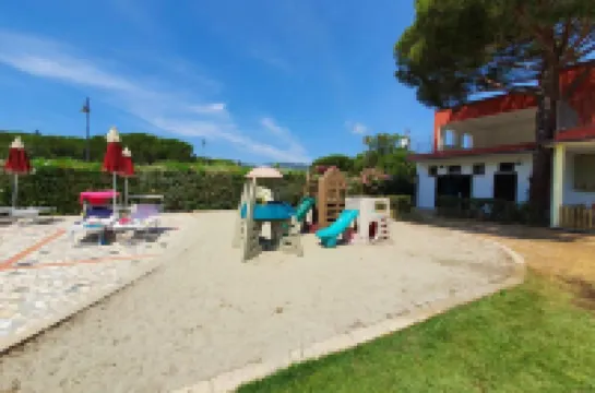 Bungalow di 52 m² con 2 camera(e) e 2 bagno(i) privato(i) in zona Capoliveri