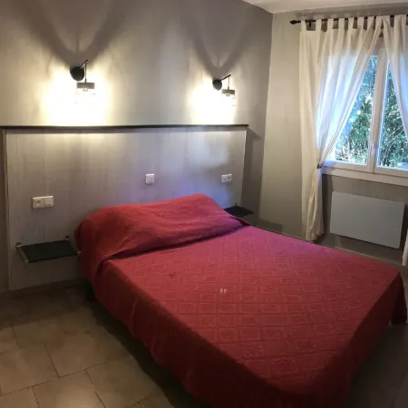 Quiet apartment, land 5000 sqm, ideally situated, beach Pinarello