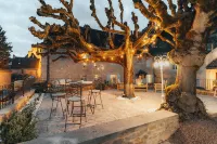HOTEL L'ABBAYE Hôtels à : Castels