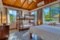 Tranquilidad Resort Hotels in Parrita