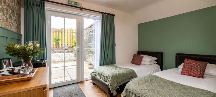 Stonehenge Courtyard Hotels in Salisbury