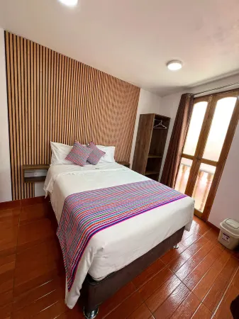 Golden Paris Hotel Ayacucho Отели в г. Аякучо