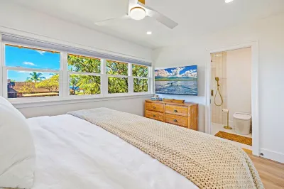 Pualei Beach House 3-bedroom townhome in phenomenal Lahaina with WiFi, AC