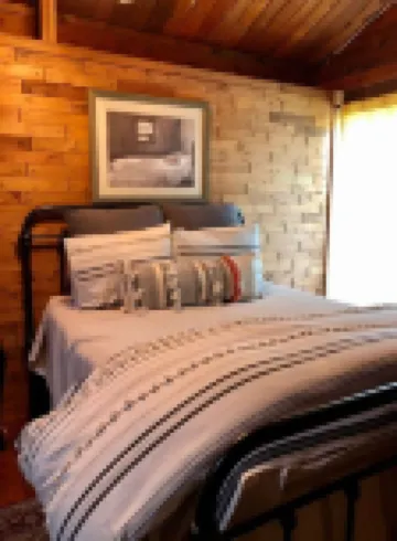 Best Views in Weber Canyon! 4 bdrm Rustic Paradise