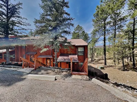 Whispering Bluff #101 Отели в г. Руидозо