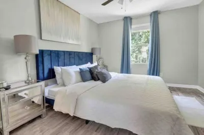 The Quiet Nest Hotels near Lake Wheeler Rd